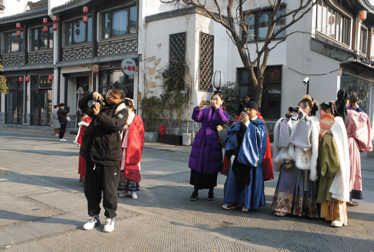 Hanfu street photography